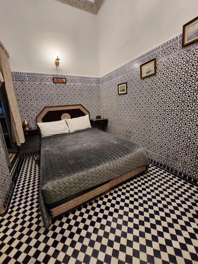 Riad Skilffo Fes Luaran gambar