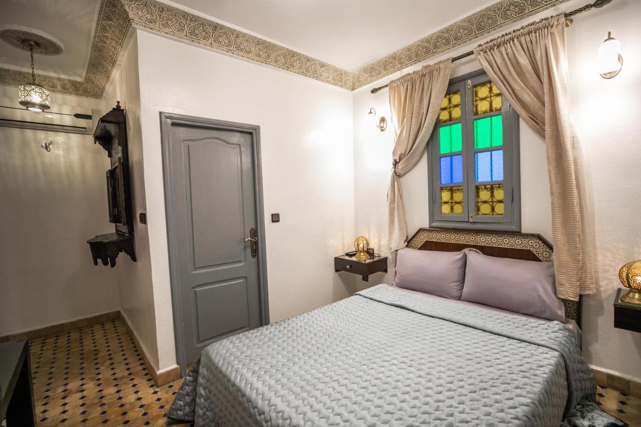 Riad Skilffo Fes Luaran gambar