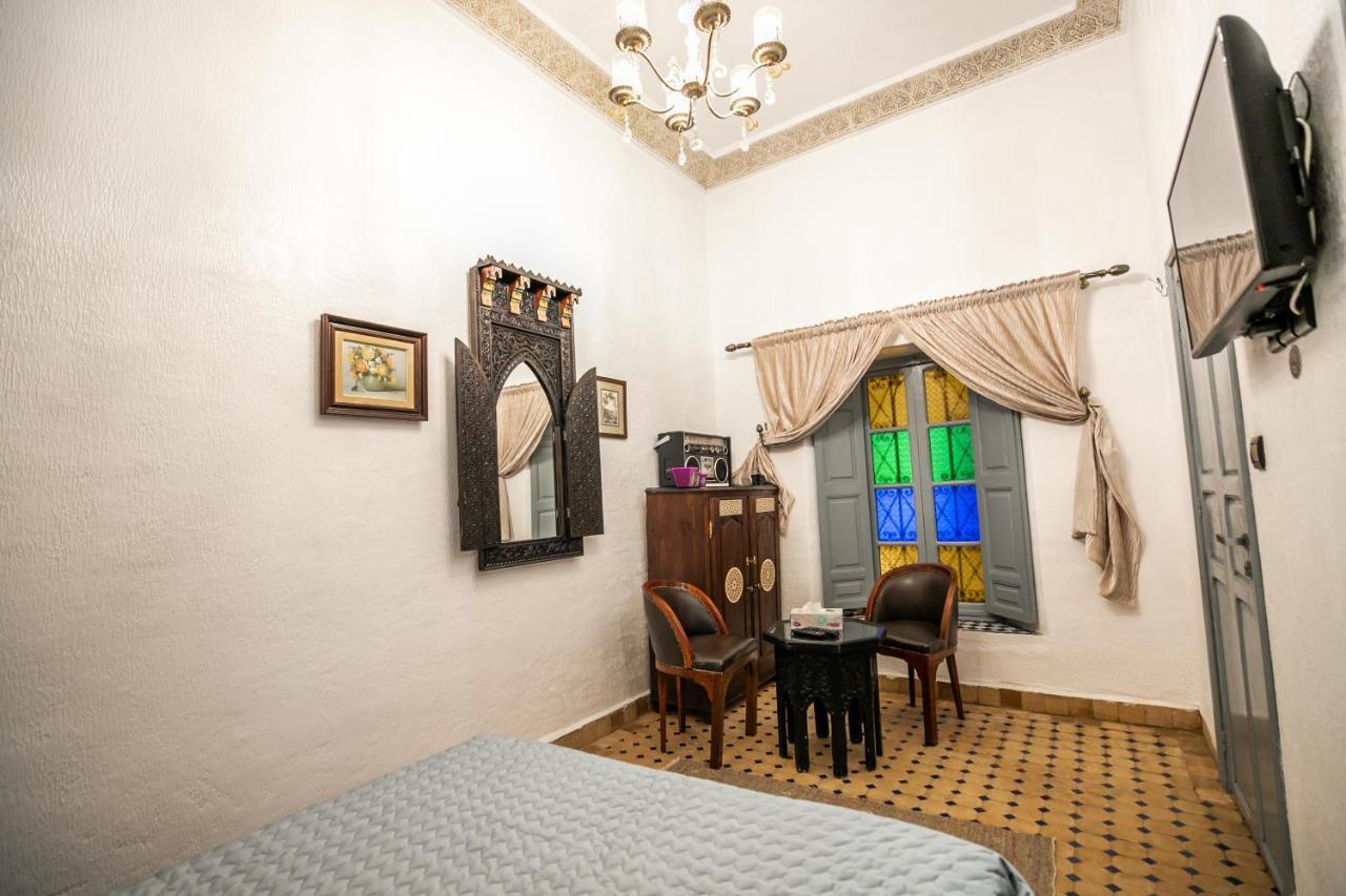 Riad Skilffo Fes Luaran gambar