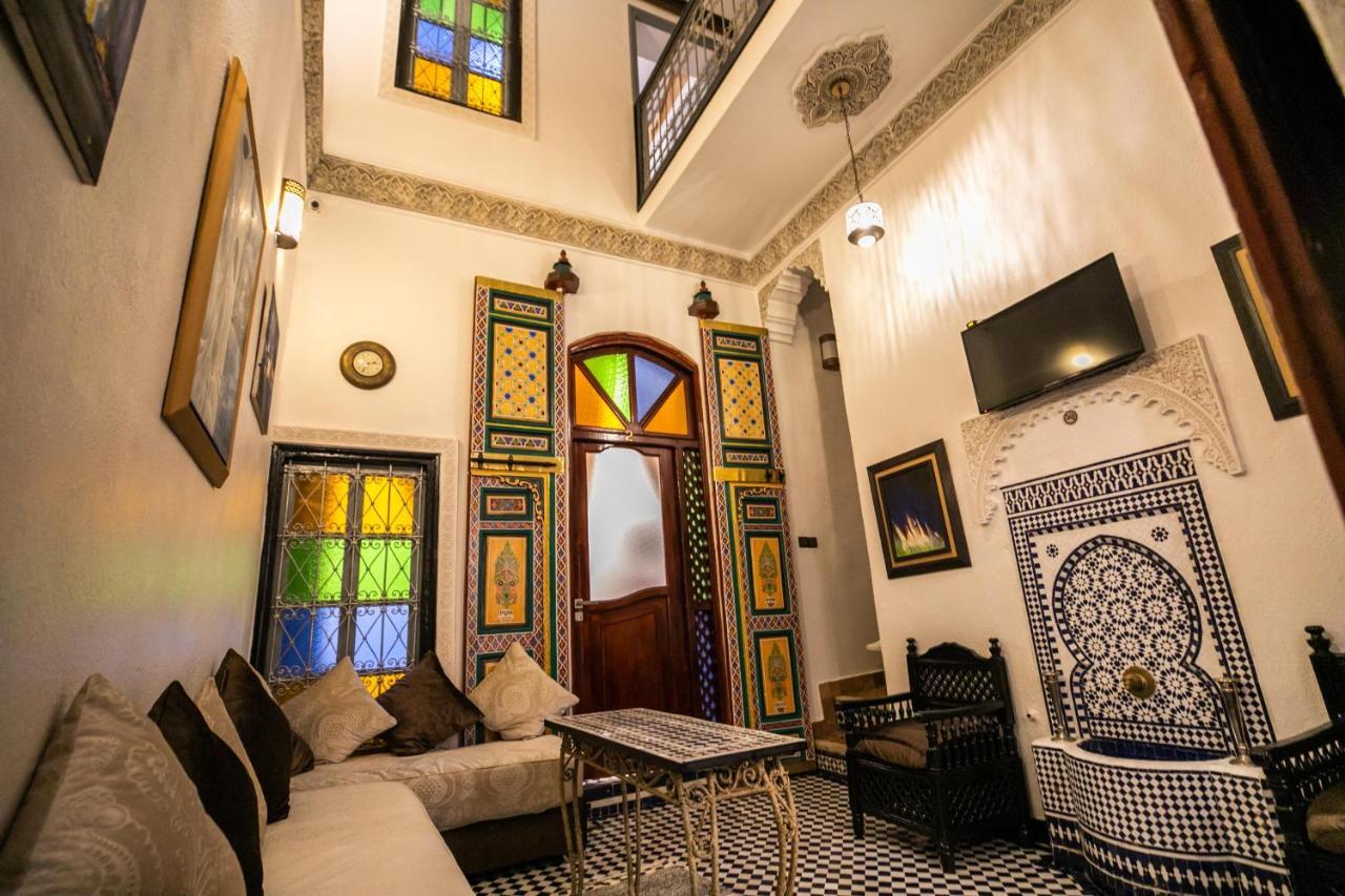Riad Skilffo Fes Luaran gambar