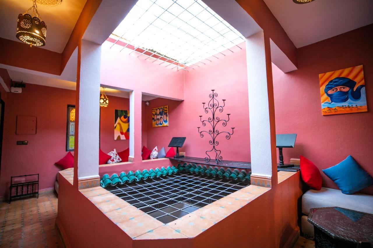 Riad Skilffo Fes Luaran gambar